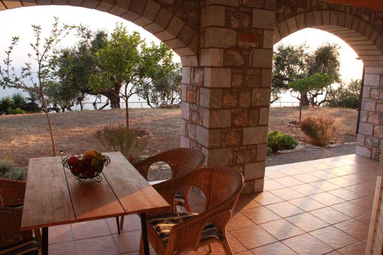 Villa Sea And Mountain View Kalamata Exterior foto
