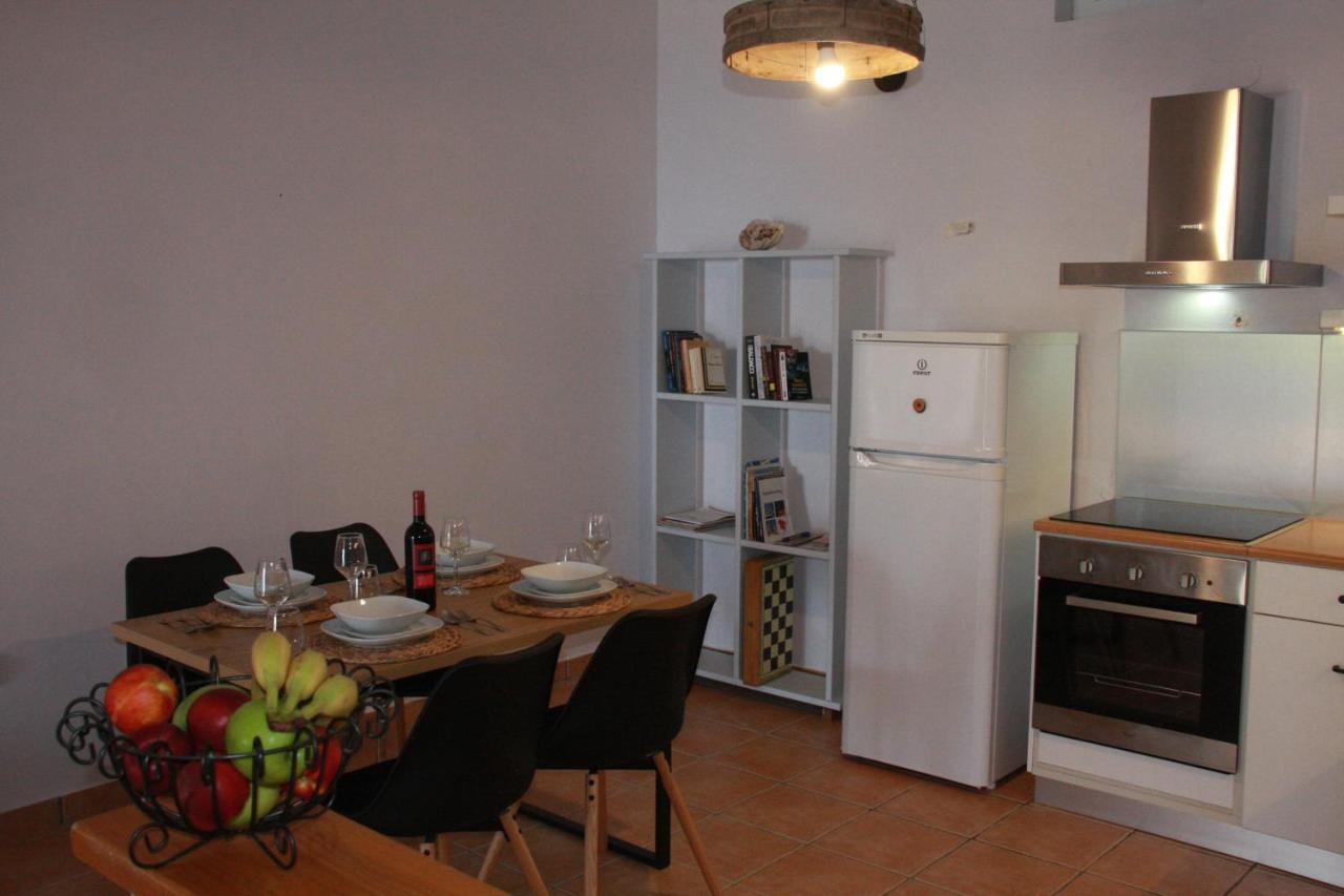 Villa Sea And Mountain View Kalamata Exterior foto