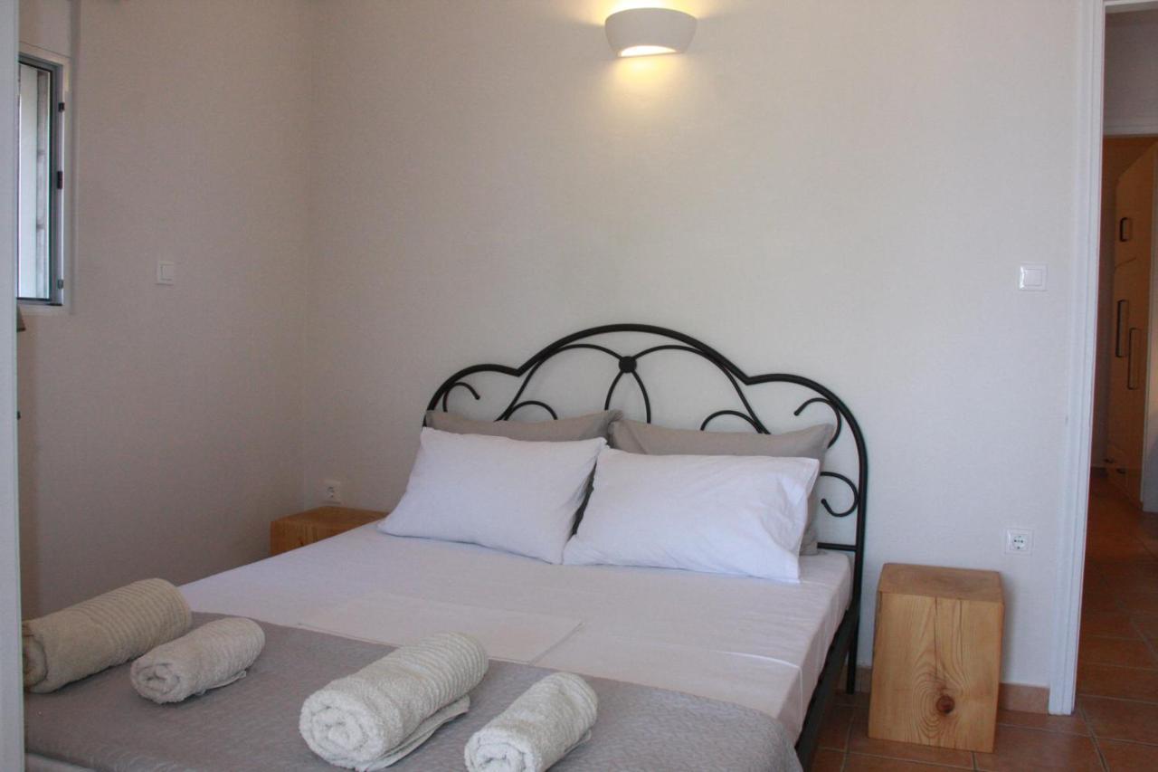 Villa Sea And Mountain View Kalamata Exterior foto